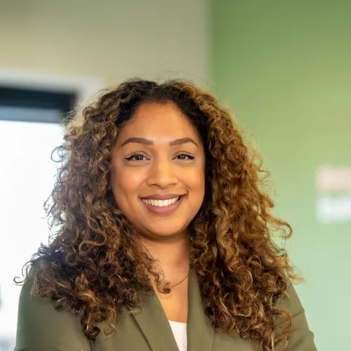 DSCF9799-2 person-image